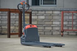 Xe nâng điện tay thấp 2 tấn