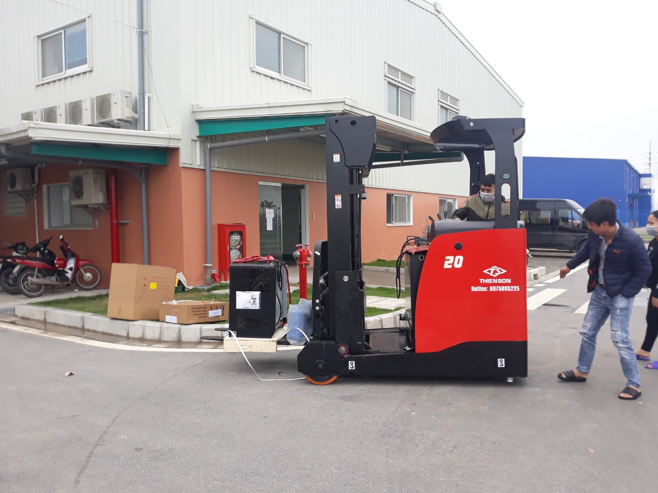 Điều khiển xe reach truck 2 tấn