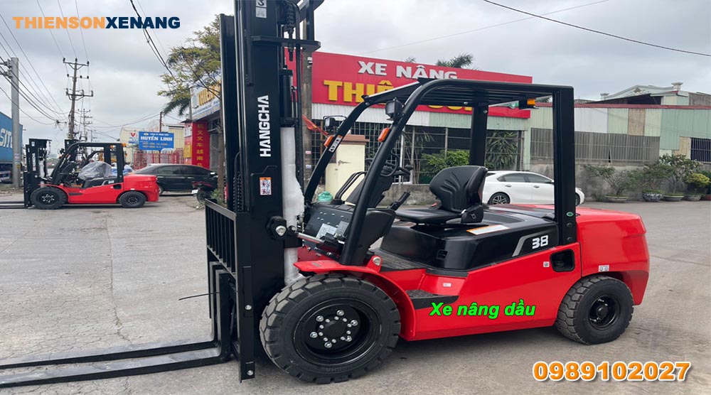 xe nâng dầu