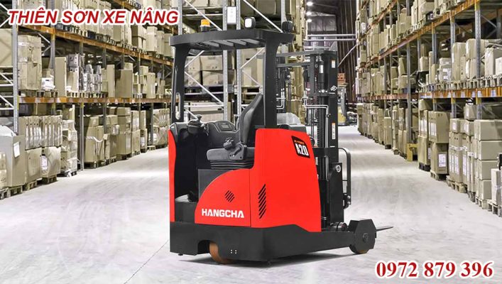 Ứng dụng của xe nâng điện trong hoạt động công nghiệp sản xuất