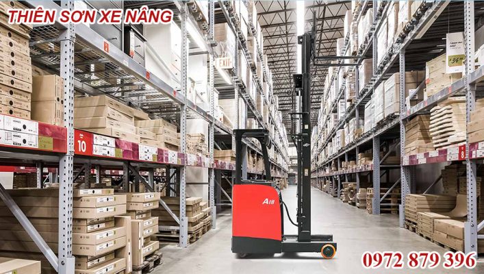 Sử dụng xe nâng điện 2 tấn Hangcha trong kinh doanh và sản xuất