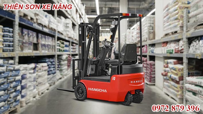 Sử dụng xe nâng điện 2 tấn Hangcha trong kinh doanh và sản xuất