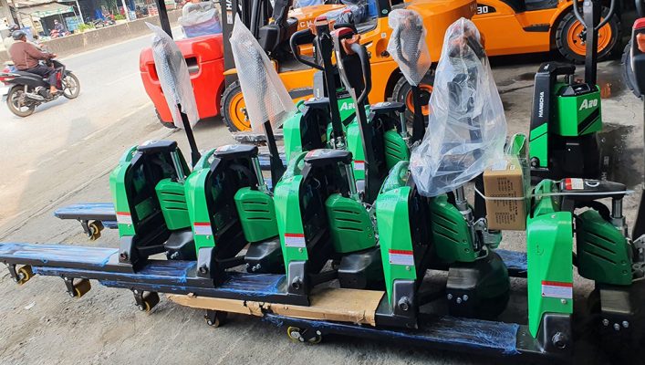 Đặc Điểm Xe Nâng Tay Điện Thấp Hangcha