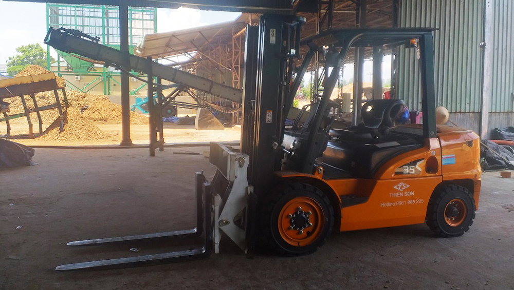 Thuê Xe Nâng Điện, Dầu Giá Tốt