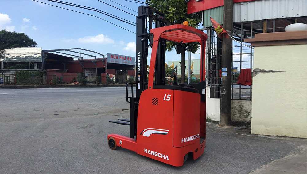 Xe nâng điện reach truck 1 tấn axit chì