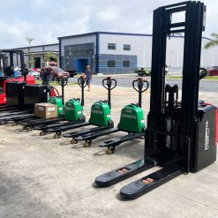 Xe nâng điện mini