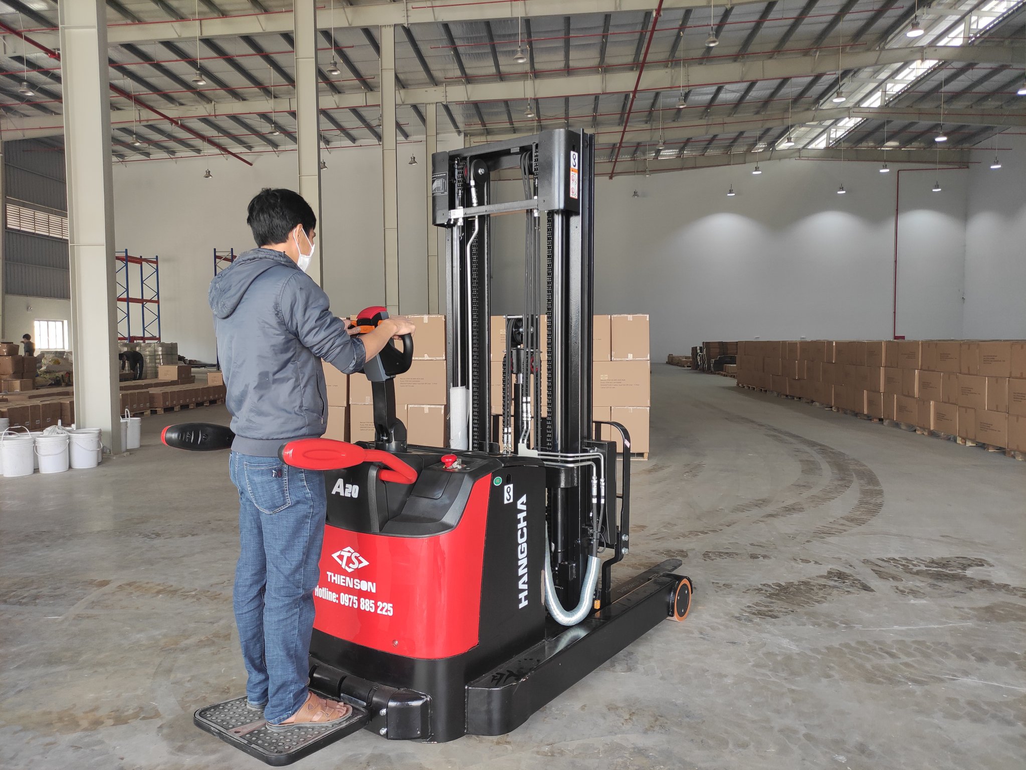 Xe nâng điện tay cao mini