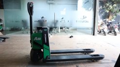 xe nâng điện thấp mini