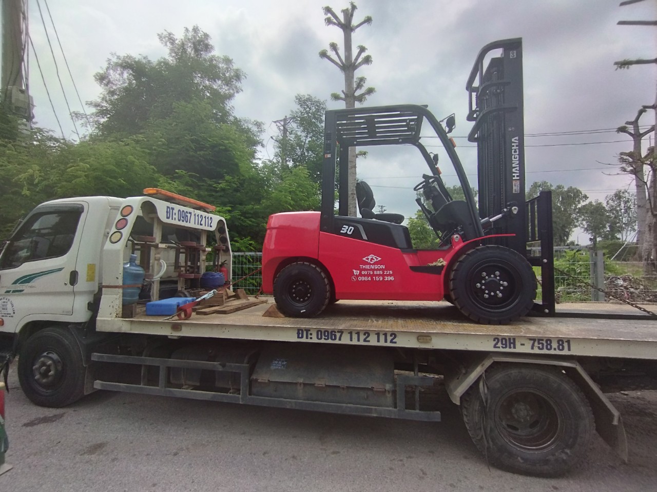 Giá xe nâng số sàn 3 tấn Hangcha