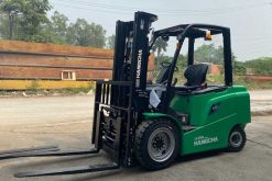 Thuê xe nâng điện 3 tấn tại Thiên Sơn Xe Nâng