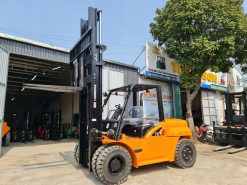 Mua xe nâng container