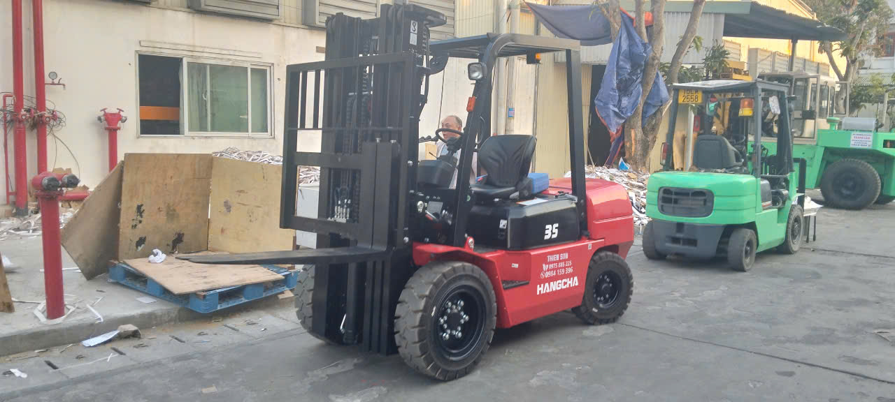 Càng xe nâng dầu